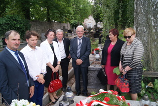 Mini fb2f41d1 753e 41dc 99e6 f3404c061f72