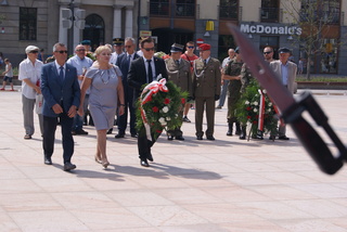 Mini eb98d218 e3d7 42ef 8f79 32c5fce3cea8