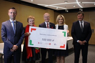 Mini f27ff12e 3c1b 474c 92e9 8bb68a24d269