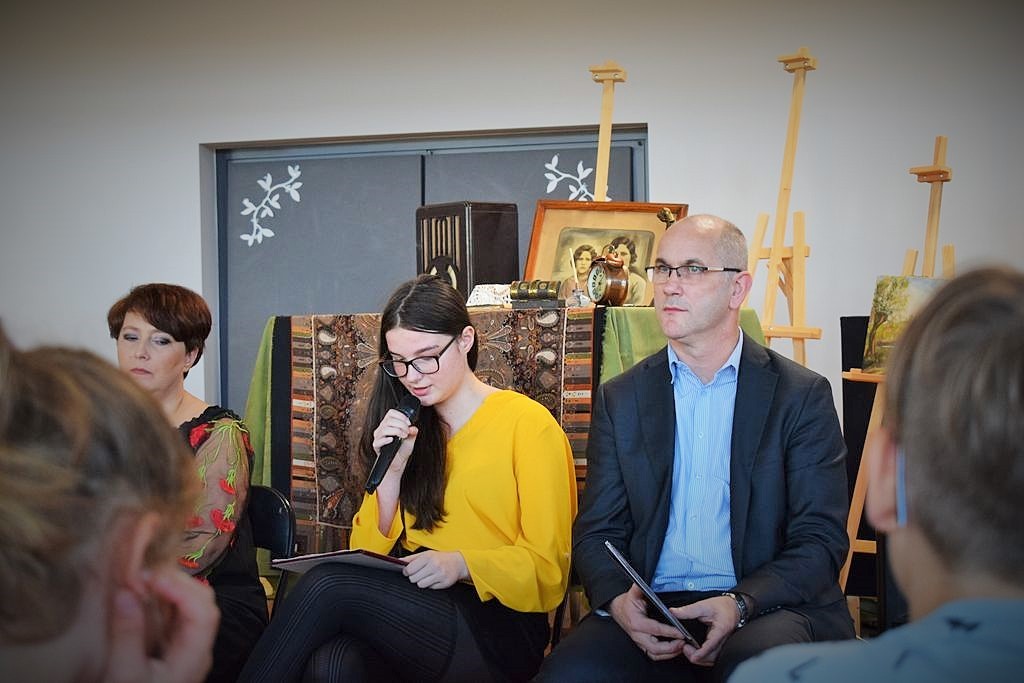 8d129690 4e7f 4baa 992f 4288c11490a9