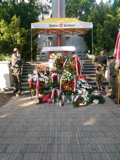 Mini ef65cea4 4765 4cd0 8e08 c55889abe364