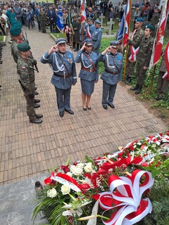 Mini 1c00a9af 7a8c 4bf8 814b 4108e8aa818f