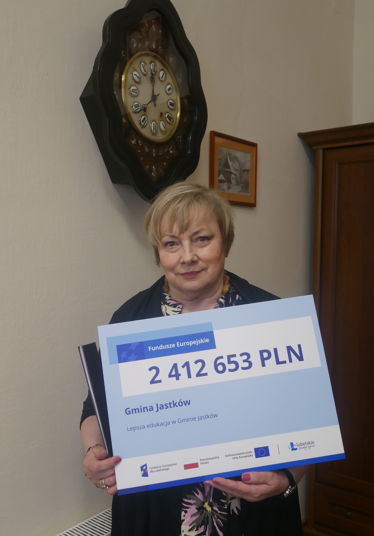 W dniu 20 lutego 2024 roku Pani Teresa Kot – Wójt Gminy Jastków uczestniczyła w Urzędzie Marszałkowskim Województwa Lubelskiego przy Artura Grottgera w Lublinie w uroczystym wręczeniu umów projektów z działania 10.3 Kształcenie ogólne, w ramach programu Fundusze Europejskie dla Lubelskiego 2021-2027. 