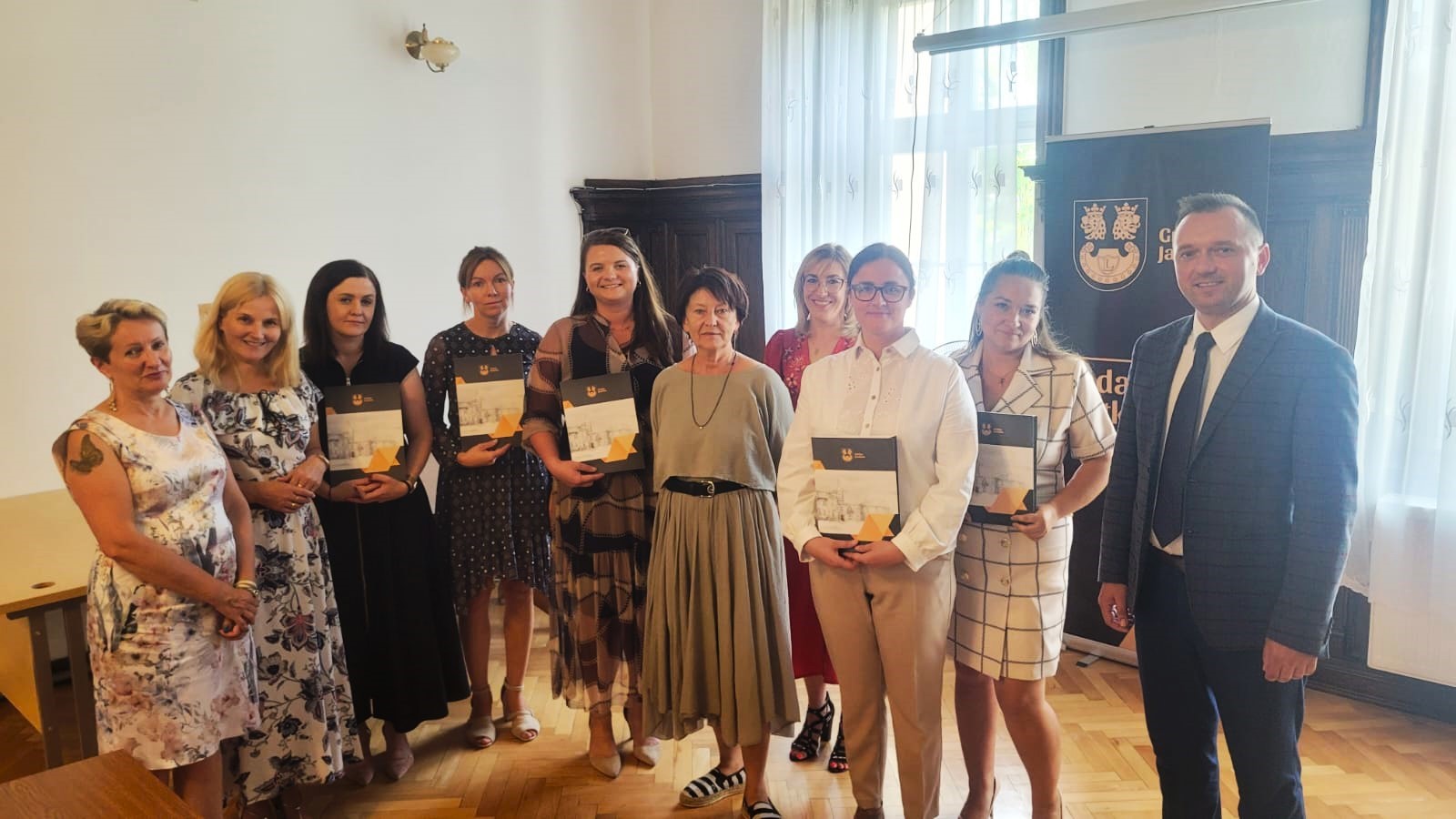 530f2a60 b7c9 4b8c 93ce 793b7606aa6d