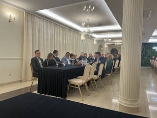 Mini b6b85b2e 7496 4b0a 9413 89aa22d5cc36