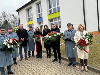 Mini 33ddf49a 3fc7 47c8 baea 68ce66dd8619