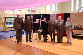 Mini d925136a c8ed 4f23 8519 d5c60475e62b