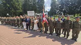 Mini ba5e36b2 8b38 46fd bbae 0f0a617a91f5