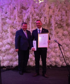 Mini f990f57c f053 45d6 a31c 80bf21ae6b14