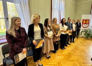 Mini 47c499d0 6f7b 4d4e bc31 f5532428a2d8