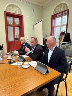 Mini 43ccdfd0 4b8b 45f1 bfab c2f2f7f61243