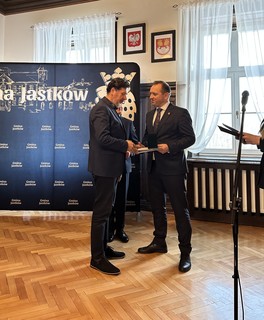 Mini d30a81f7 2500 4b2a be57 e11a58d52190