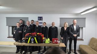 Mini e2bf91f4 cd7f 4102 ad1d 8482f28edd1d